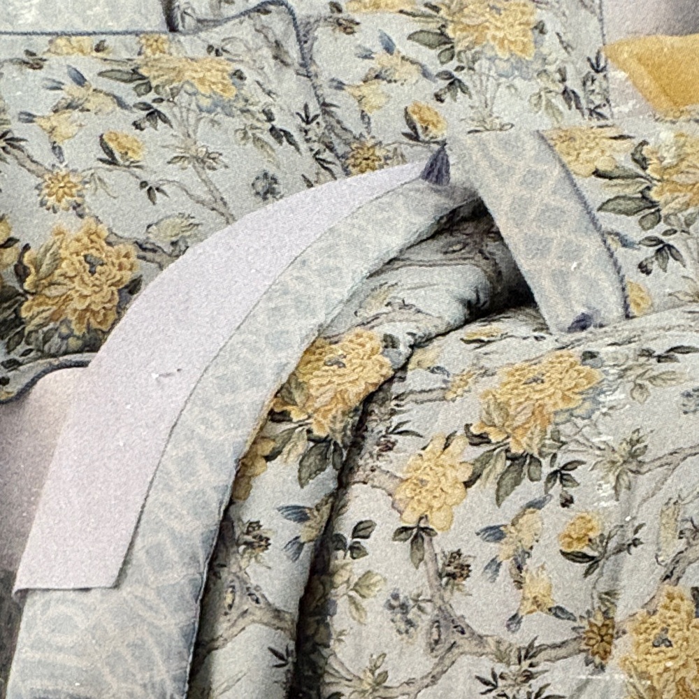 Waverly Comforter Set -4 piece. Mudan Blue Bird Pattern.  New in Box - Picture 4 of 6